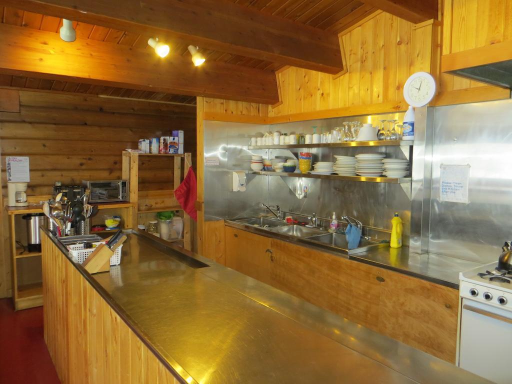 Hi Kananaskis Wilderness - Hostel Екстериор снимка