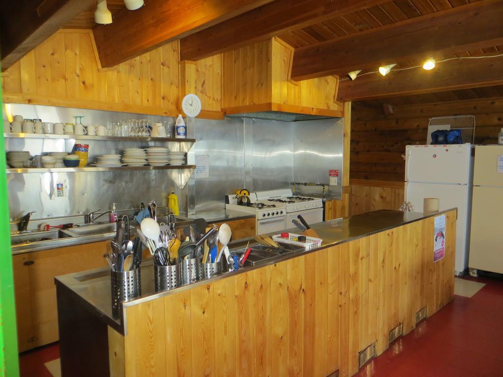 Hi Kananaskis Wilderness - Hostel Екстериор снимка